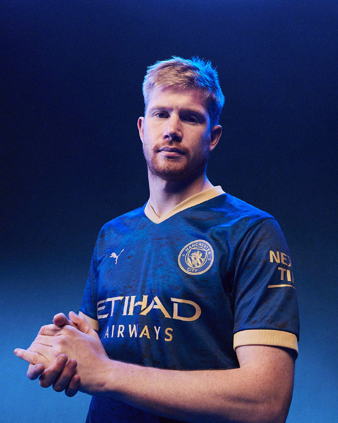 杀死比赛！库里轰31+7+7打败雄鹿！欺负追梦，字母哥空砍34+10+5