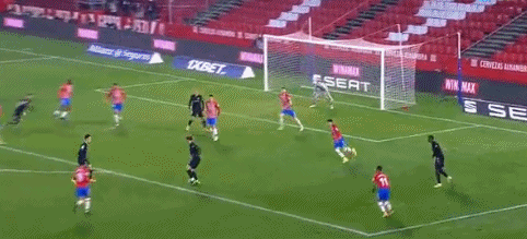 构竞技，构刺激!《重构：阿塔提斯》公测火爆进行中