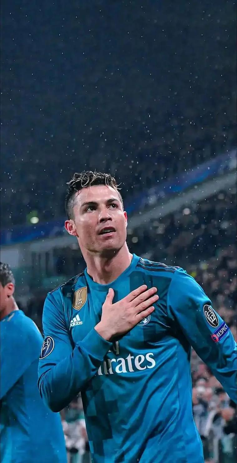 [天下足球]沉浸式体验：主裁视角看国家德比