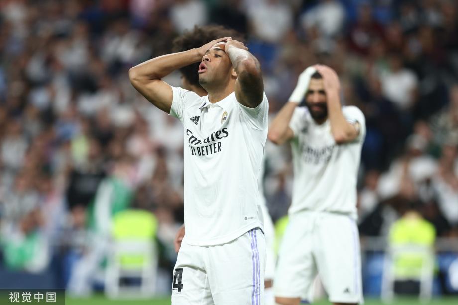 英媒：阿森纳后卫因卡皮耶疑似腿筋受伤，将接受扫描检查