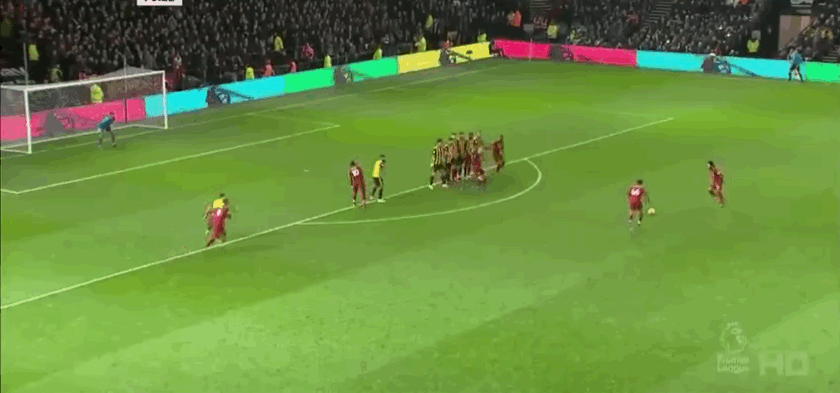 LPL季中赛迎来首败！圣枪哥沦为突破口，观众：Tabe选Bin是对的