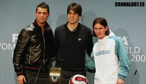 游侠晚报：《泰拉瑞亚》新版送审定档 萝莉大跳秧歌舞